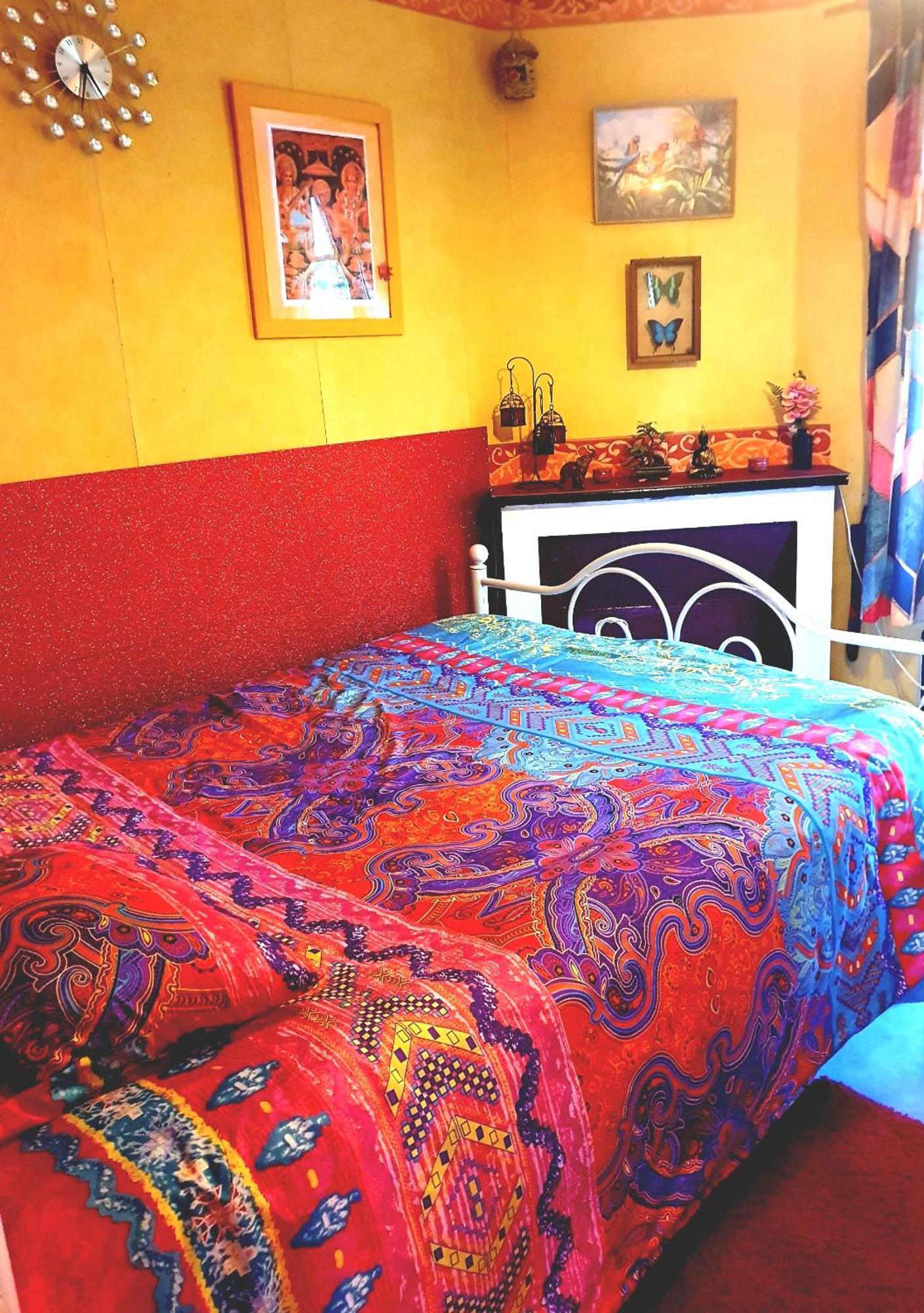Bed And Breakfast Les Roses Multicolores Du 47 Fumel Zewnętrze zdjęcie