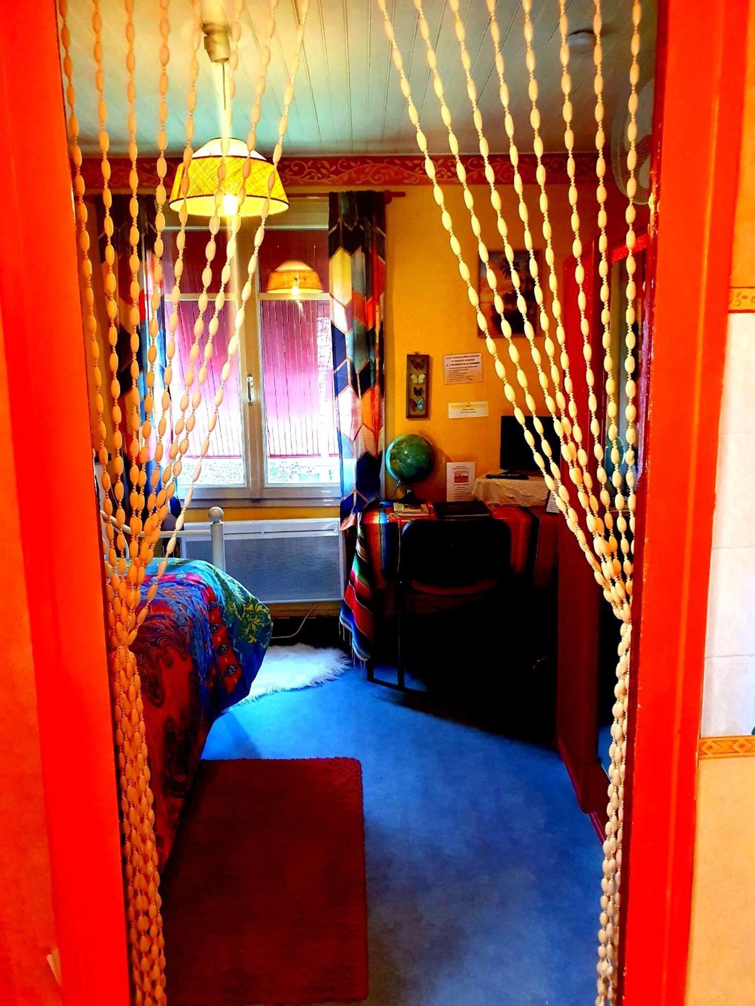 Bed And Breakfast Les Roses Multicolores Du 47 Fumel Zewnętrze zdjęcie